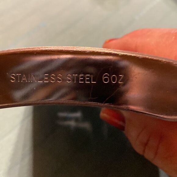 Realtree Stainless Steel 6 oz Flask - Picture 2 of 3